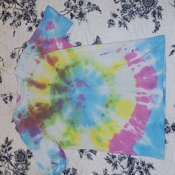 *Donating on 3/12 if not purchased*   Boys Shirt Bundle - Picture 8 of 13